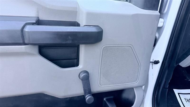 Ford F-250 SD XL SuperCab 4WD 2017