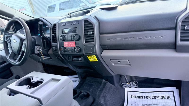 Ford F-250 SD XL SuperCab 4WD 2017