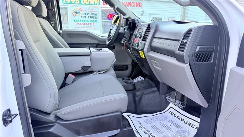 Ford F-250 SD XL SuperCab 4WD 2017