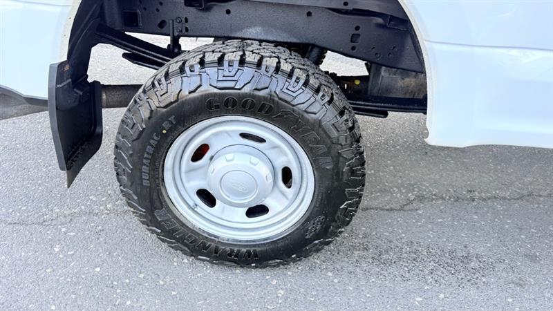 Ford F-250 SD XL SuperCab 4WD 2017
