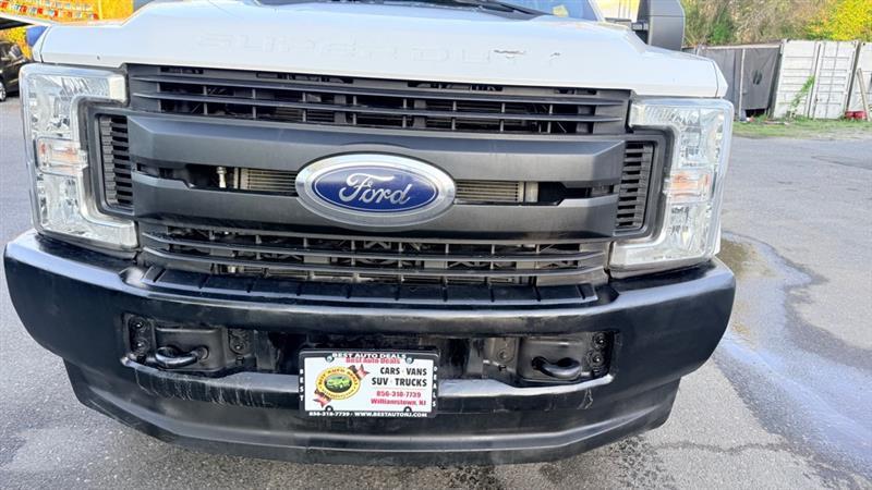 Ford F-250 SD XL SuperCab 4WD 2017