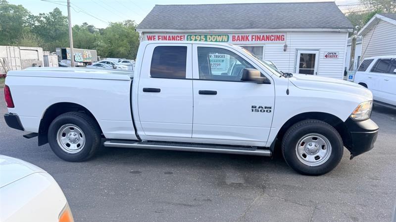 RAM 1500 Tradesman Quad Cab 4WD 2015