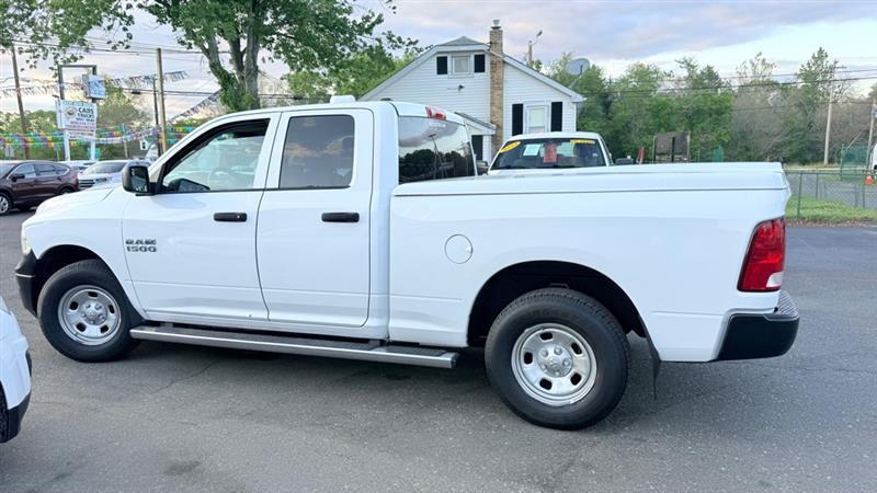 RAM 1500 Tradesman Quad Cab 4WD 2015