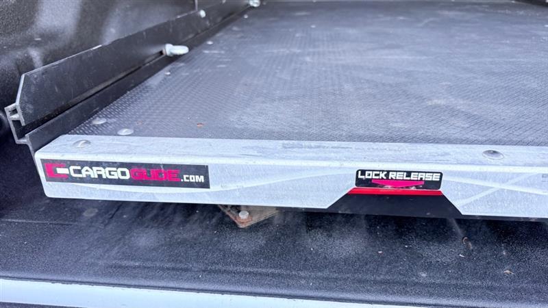 RAM 1500 Tradesman Quad Cab 4WD 2015