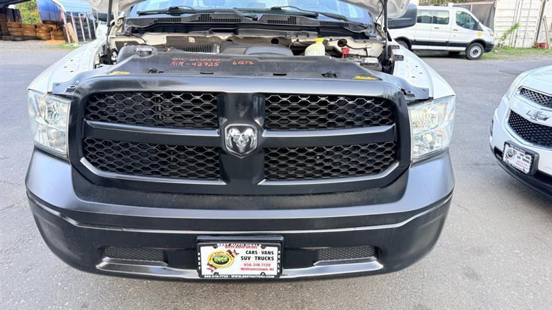 RAM 1500 Tradesman Quad Cab 4WD 2015