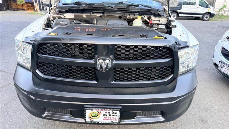 RAM 1500 Tradesman Quad Cab 4WD 2015