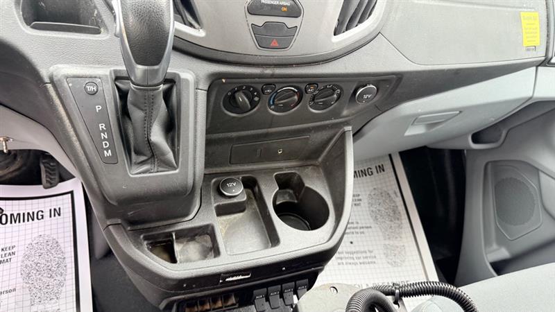 Ford Transit 250 Van Low Roof 60/40 Pass.130-in. WB 2016