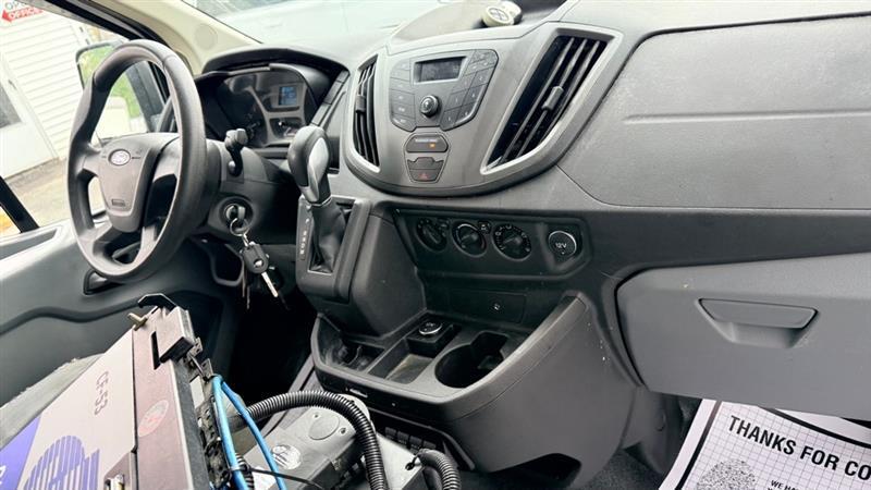 Ford Transit 250 Van Low Roof 60/40 Pass.130-in. WB 2016