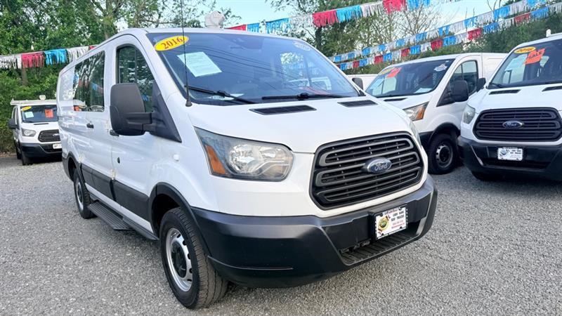 Ford Transit 250 Van Low Roof 60/40 Pass.130-in. WB 2016