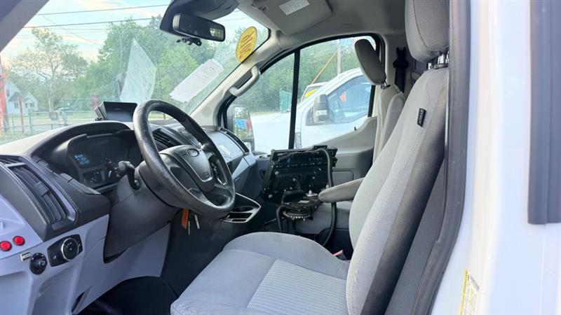 Ford Transit 250 Van Low Roof 60/40 Pass.130-in. WB 2016