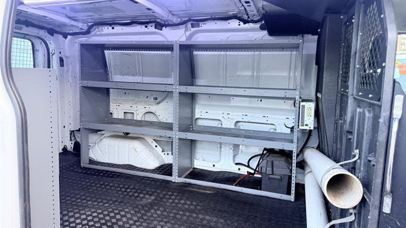 Ford Transit 250 Van Low Roof 60/40 Pass.130-in. WB 2016