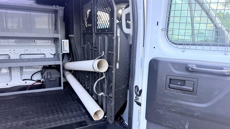 Ford Transit 250 Van Low Roof 60/40 Pass.130-in. WB 2016
