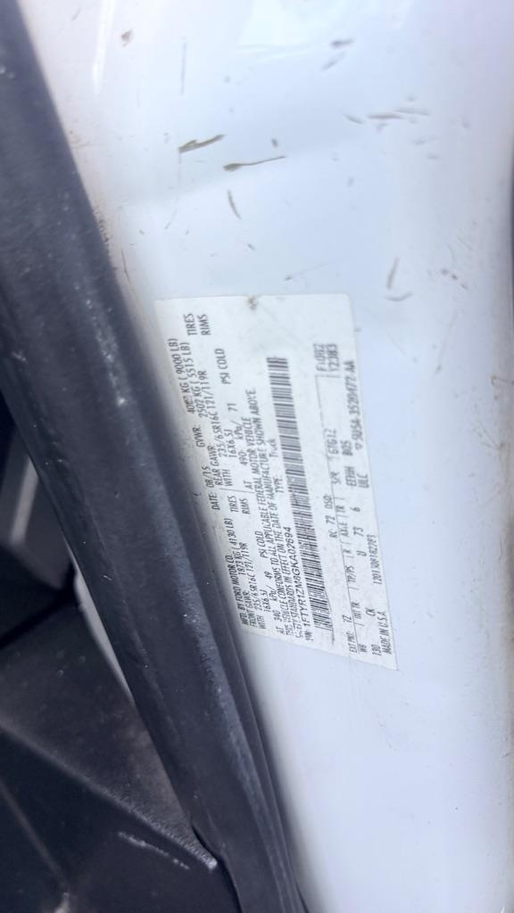Ford Transit 250 Van Low Roof 60/40 Pass.130-in. WB 2016
