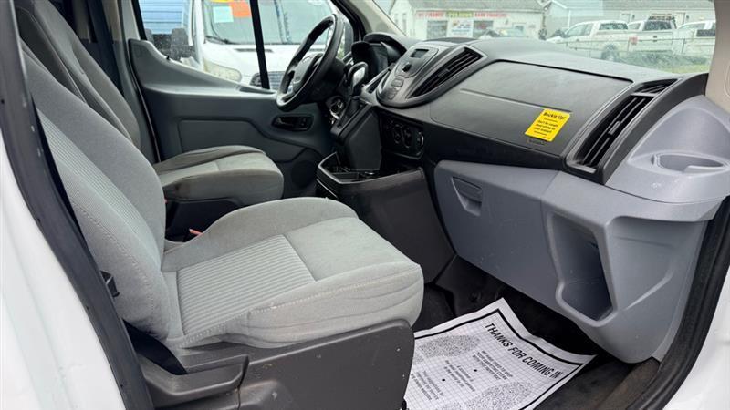 Ford Transit 250 Van Low Roof 60/40 Pass.130-in. WB 2016