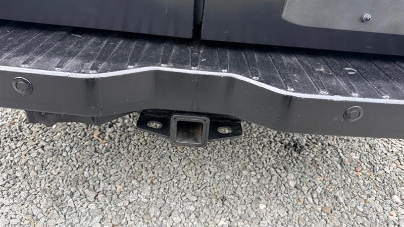 Ford Transit 250 Van Low Roof 60/40 Pass.130-in. WB 2016