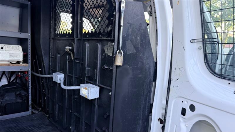 Ford Econoline E-350 Super Duty 2014