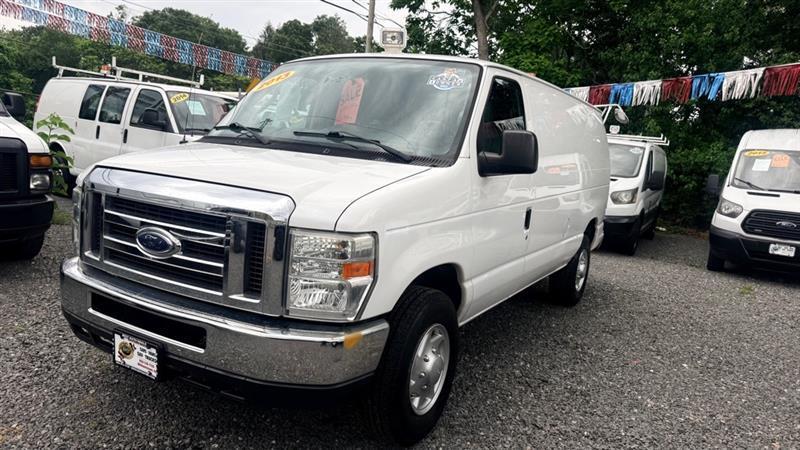 Ford Econoline E-350 Super Duty 2013