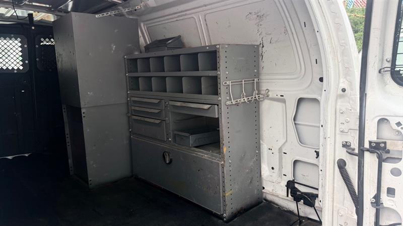 Ford Econoline E-350 Super Duty 2013