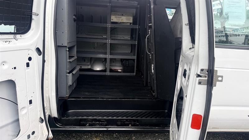 Ford Econoline E-350 Super Duty 2013