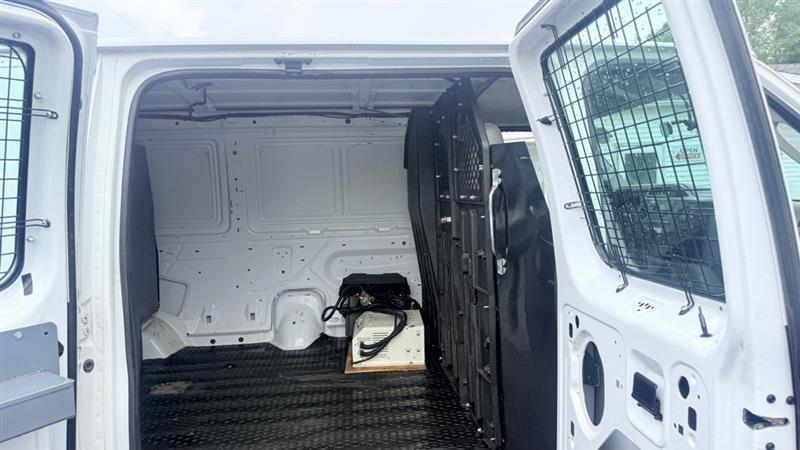 Ford Econoline E-350 Super Duty 2014