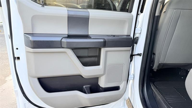 Ford F-250 SD Platinum Crew Cab 4WD 2022