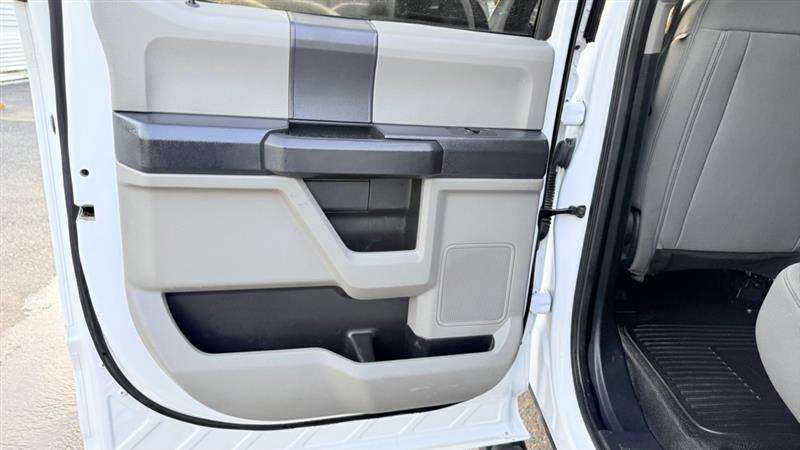Ford F-250 SD Platinum Crew Cab 4WD 2022