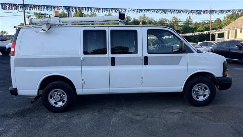 Chevrolet Express 2500 Cargo 2011