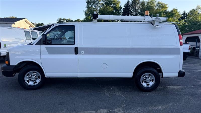 Chevrolet Express 2500 Cargo 2011