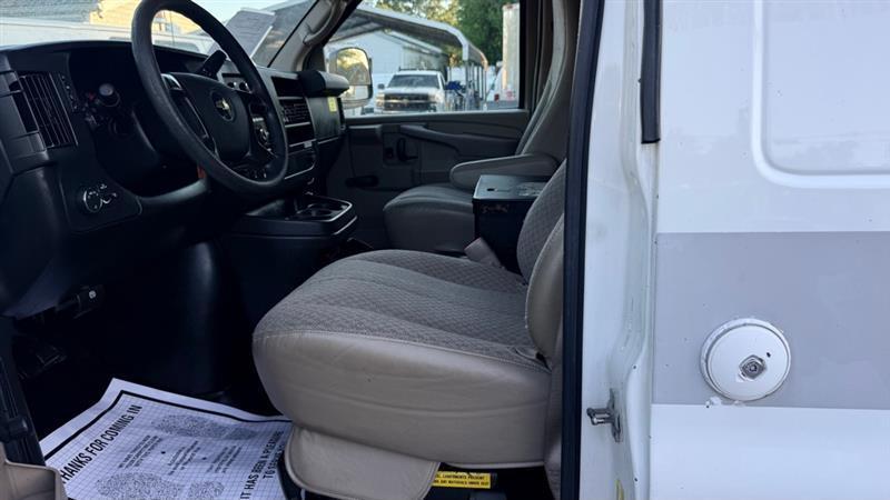 Chevrolet Express 2500 Cargo 2011