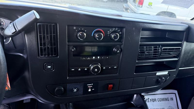 Chevrolet Express 2500 Cargo 2011