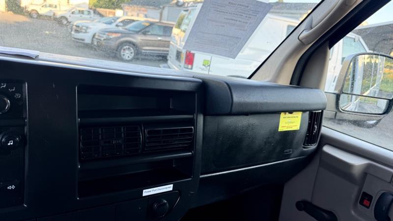 Chevrolet Express 2500 Cargo 2011