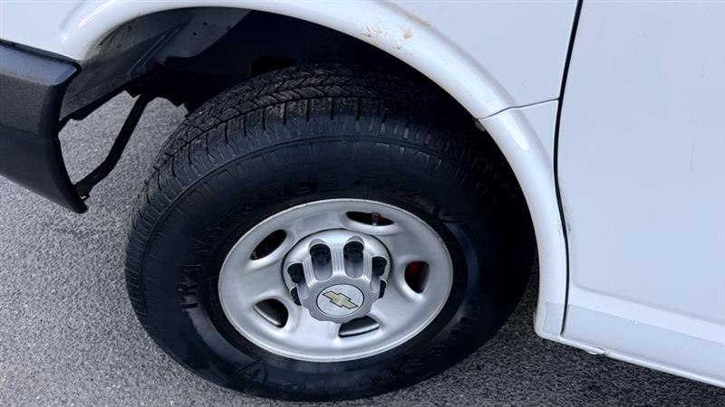 Chevrolet Express 2500 Cargo 2011