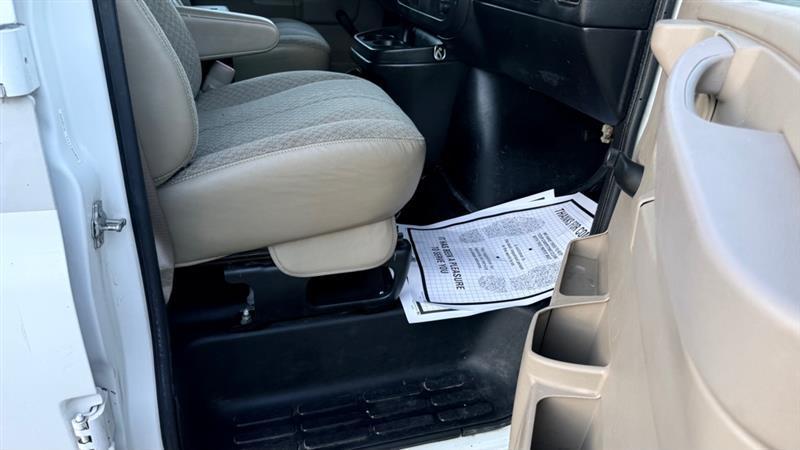 Chevrolet Express 2500 Cargo 2011
