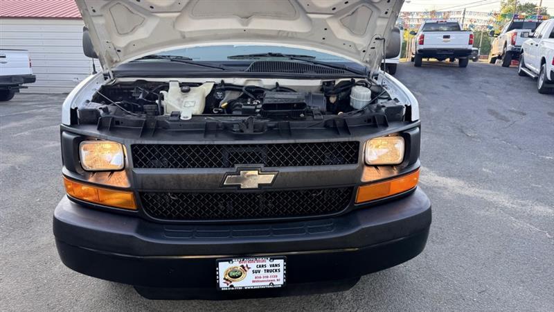 Chevrolet Express 2500 Cargo 2011