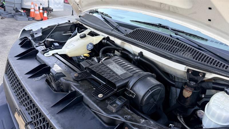 Chevrolet Express 2500 Cargo 2011