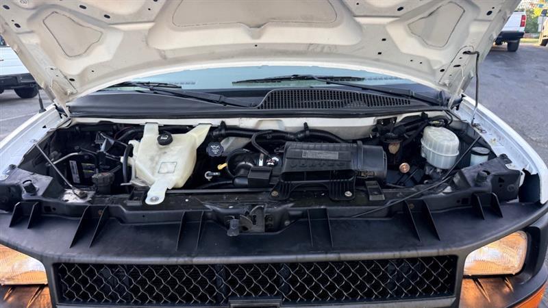 Chevrolet Express 2500 Cargo 2011