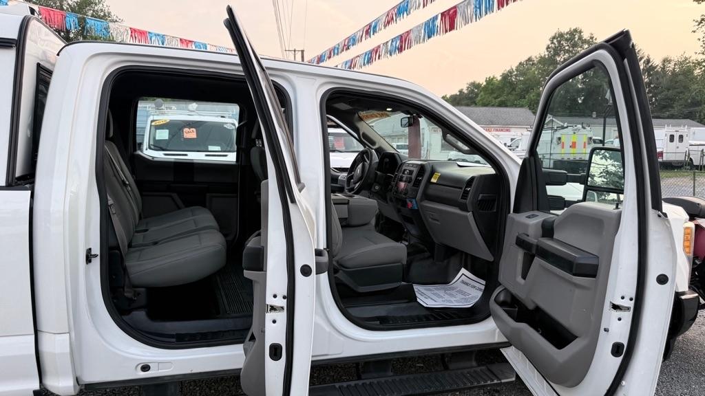 Ford F-250 SD King Ranch 4WD Crew Cab 8' Box 2017