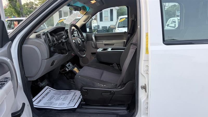 Chevrolet Silverado 3500HD Work Truck Crew Cab 2WD 2013