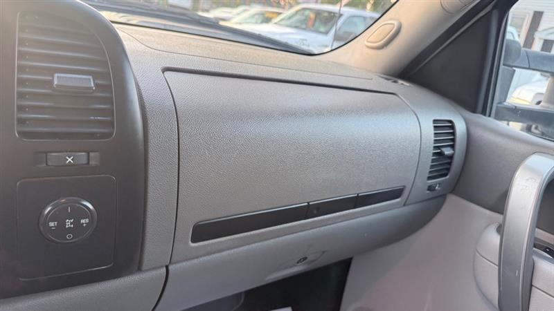 Chevrolet Silverado 3500HD Work Truck Crew Cab 2WD 2013