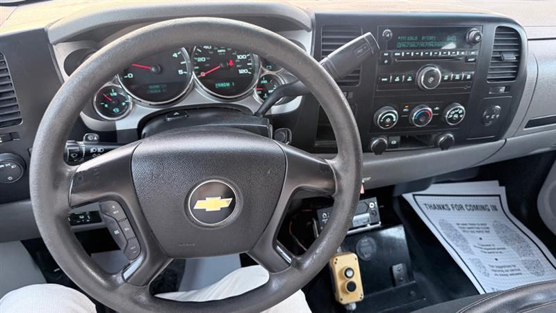 Chevrolet Silverado 3500HD Work Truck Crew Cab 2WD 2013