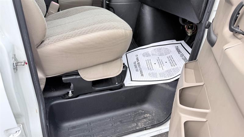 Chevrolet Express 2500 Cargo 2011