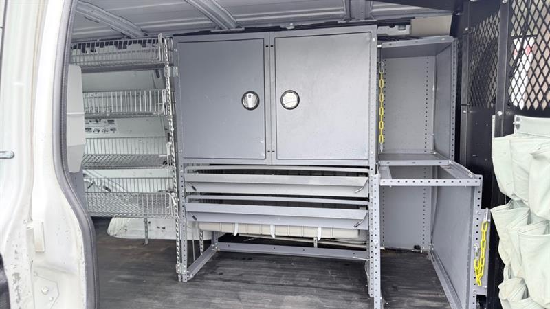 Chevrolet Express 2500 Cargo 2011