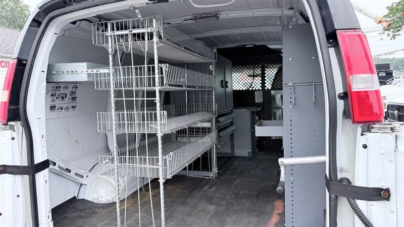 Chevrolet Express 2500 Cargo 2011