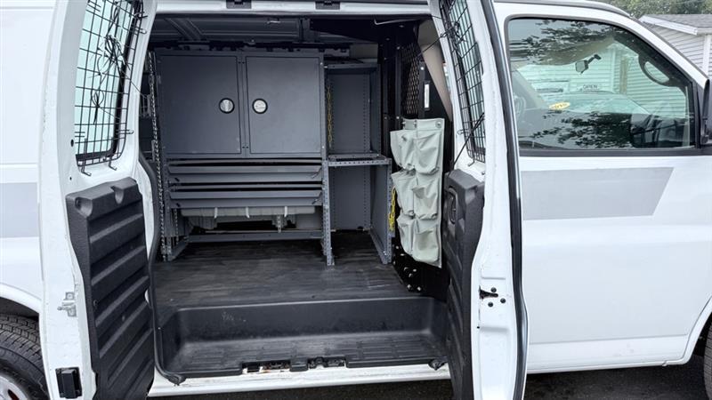 Chevrolet Express 2500 Cargo 2011