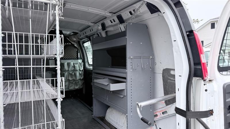 Chevrolet Express 2500 Cargo 2011