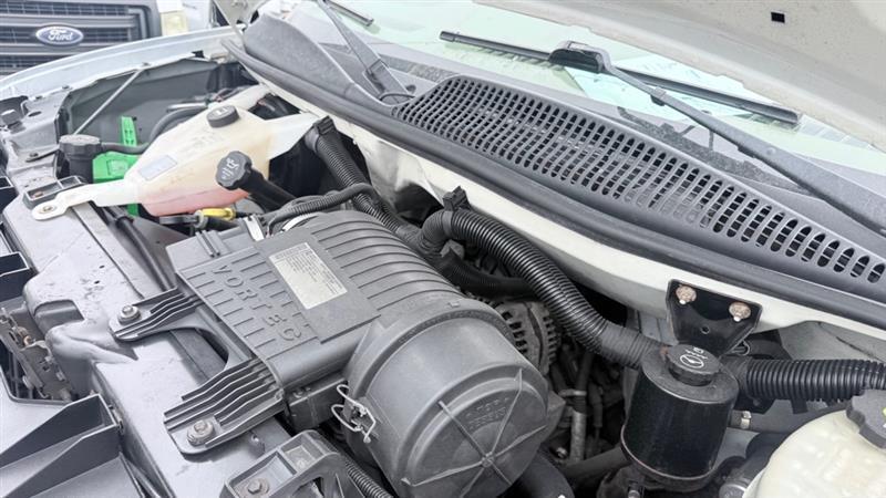 Chevrolet Express 2500 Cargo 2011