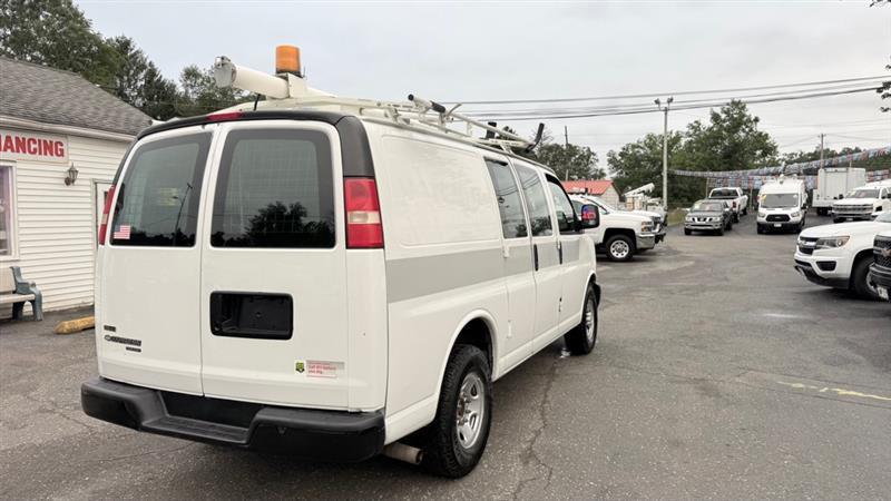 Chevrolet Express 2500 Cargo 2011