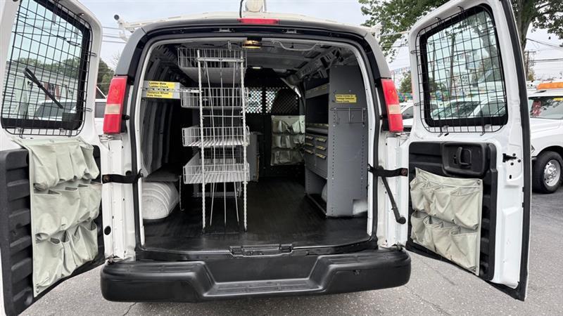 Chevrolet Express 2500 Cargo 2011