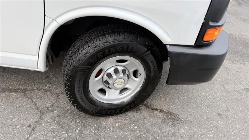 Chevrolet Express 2500 Cargo 2011
