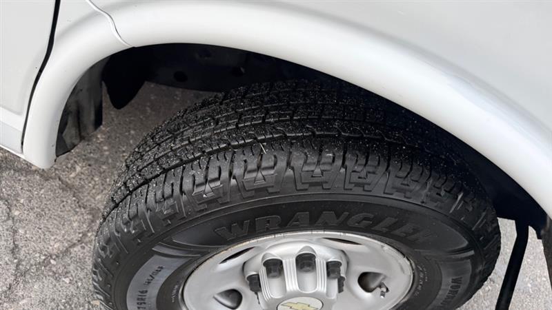 Chevrolet Express 2500 Cargo 2011
